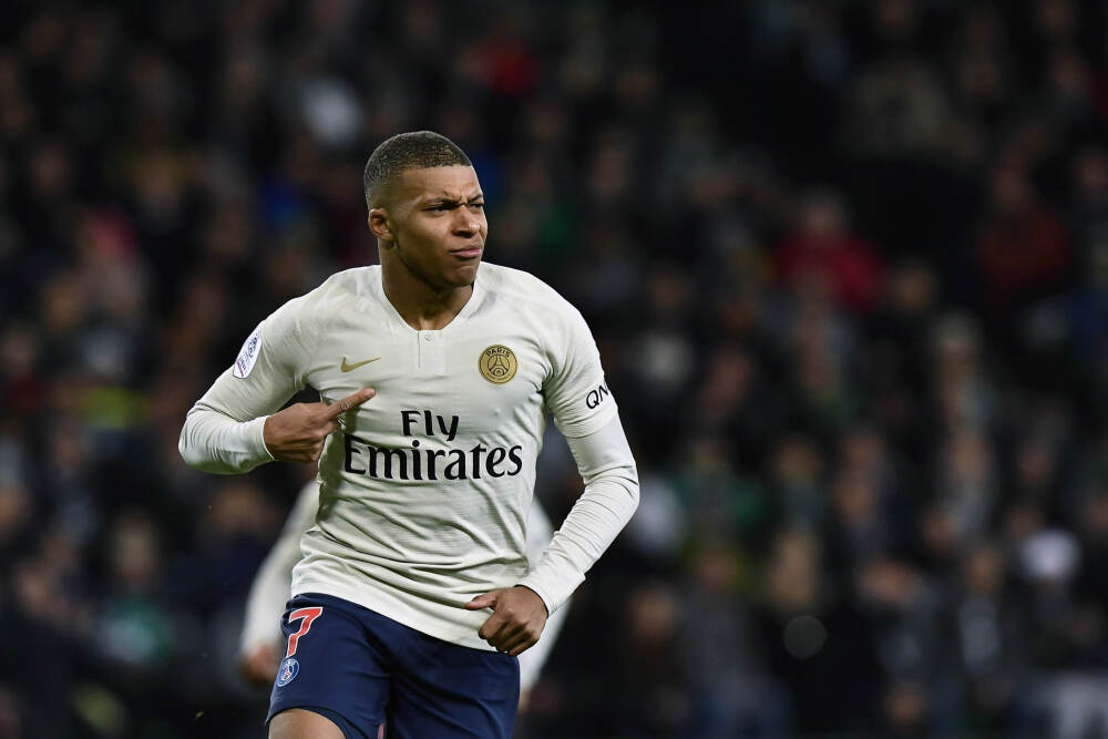 如果在单位得罪了领导, 四个字处理